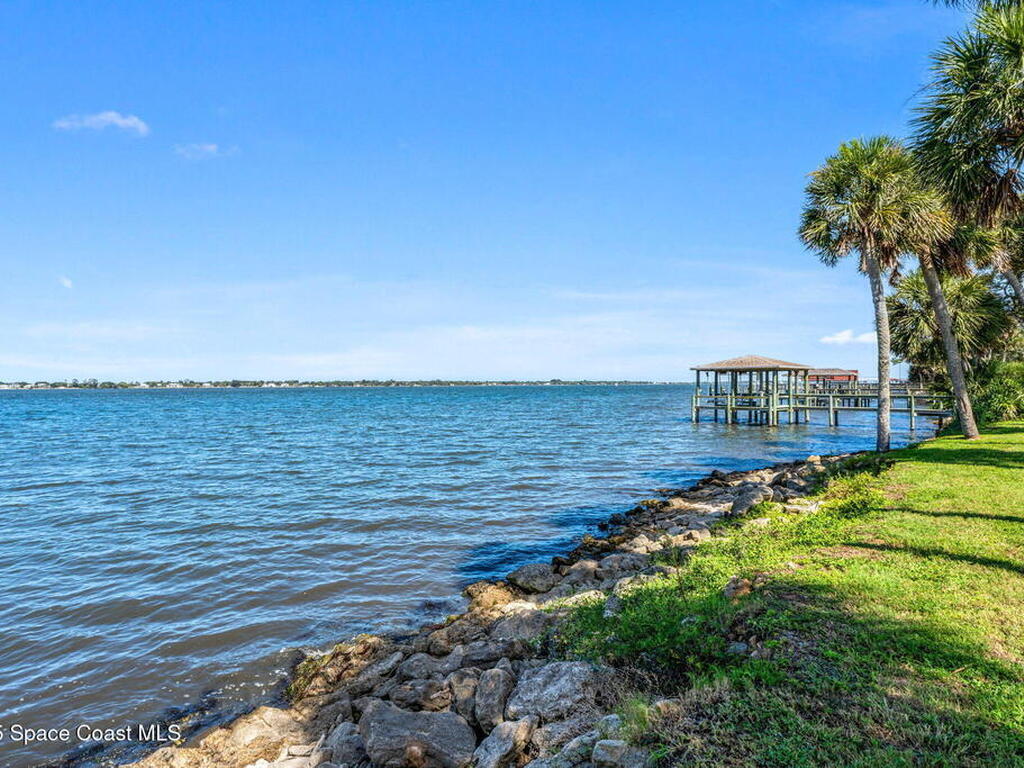 1949 Rockledge Drive, Rockledge, FL 32955