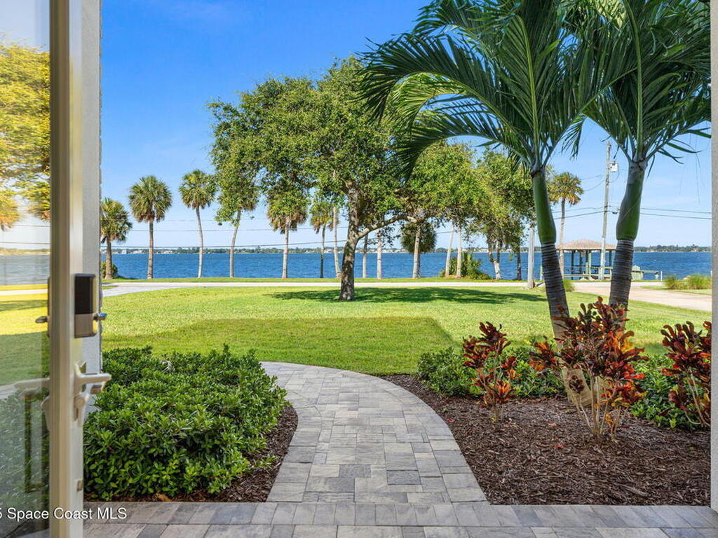 1949 Rockledge Drive, Rockledge, FL 32955