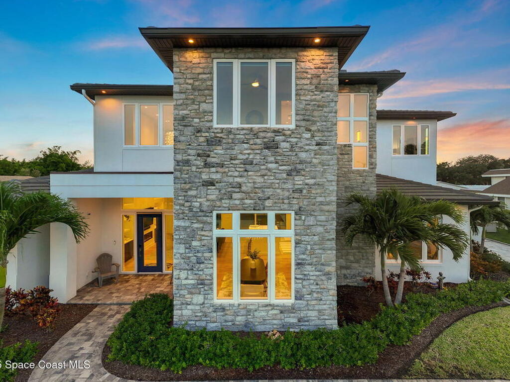 1949 Rockledge Drive, Rockledge, FL 32955