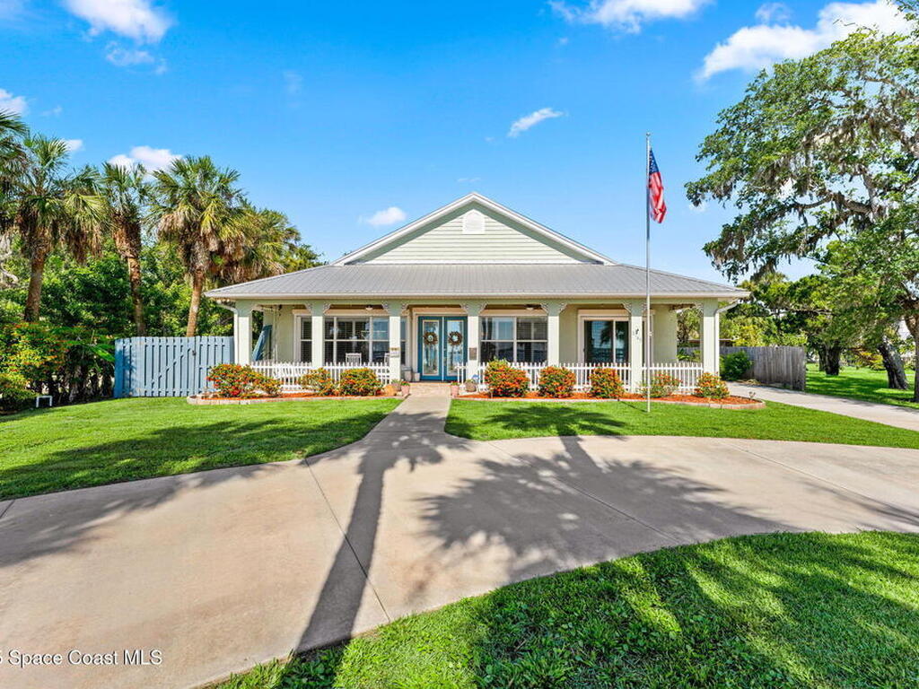 3745 Indian River Drive, Cocoa, FL 32926