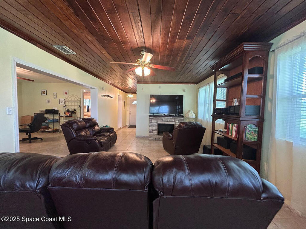 101 S Singleton Avenue, Titusville, FL 32796