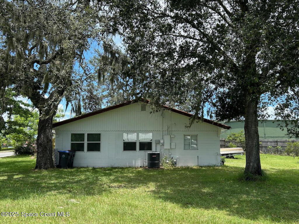 101 S Singleton Avenue, Titusville, FL 32796