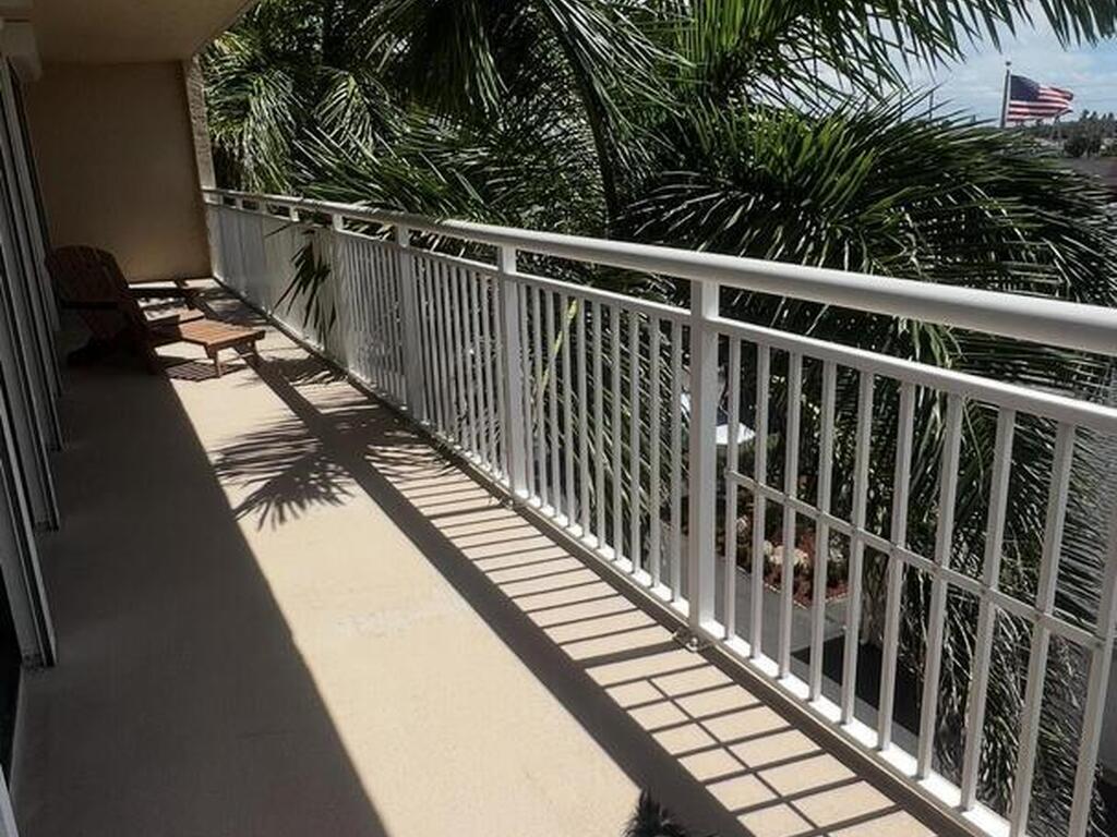 877 N Hwy A1a, Indialantic, FL 32903