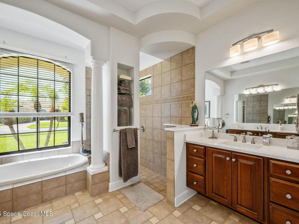 7986 Bradwick Way, Suntree, FL 32940