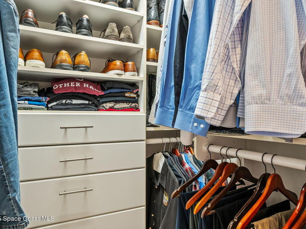 7986 Bradwick Way, Suntree, FL 32940