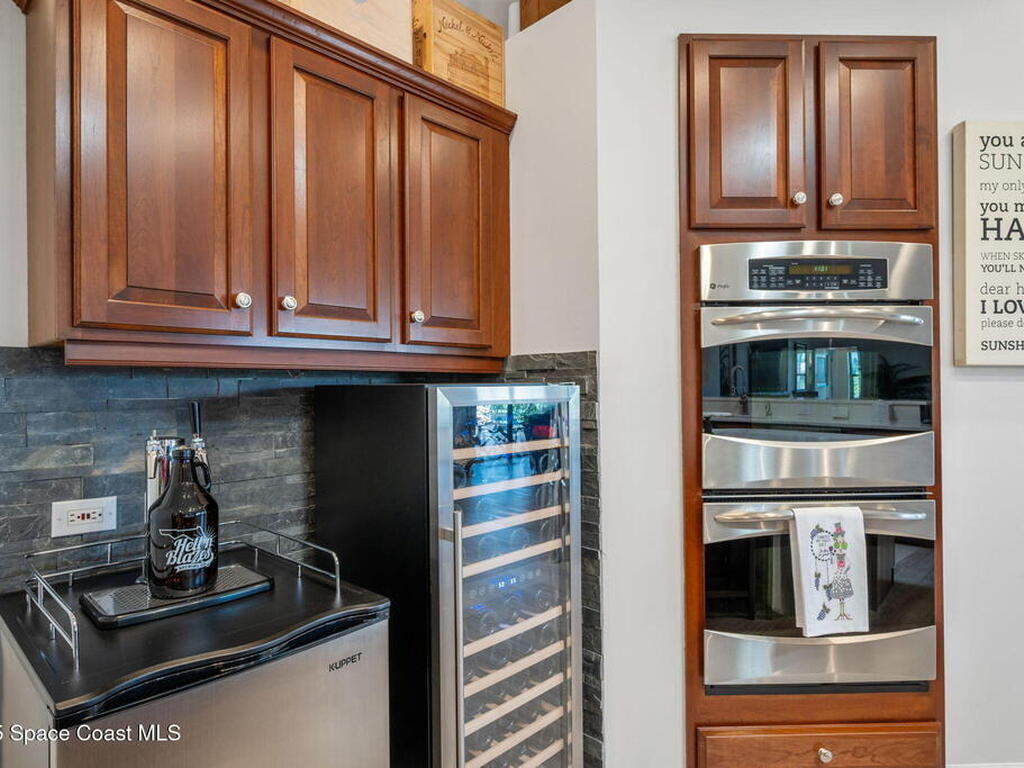 7986 Bradwick Way, Suntree, FL 32940