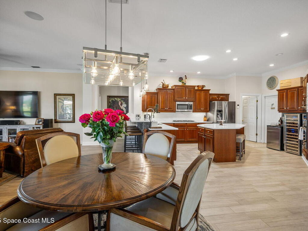 7986 Bradwick Way, Suntree, FL 32940