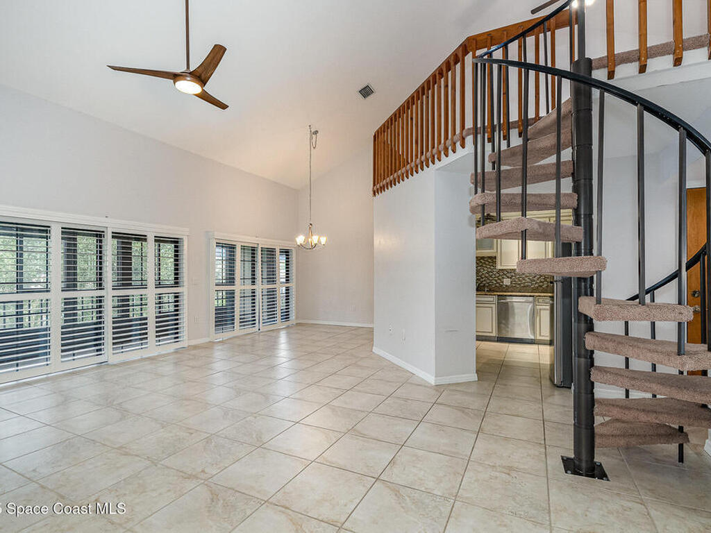 695 Greenwood Manor Circle, West Melbourne, FL 32904