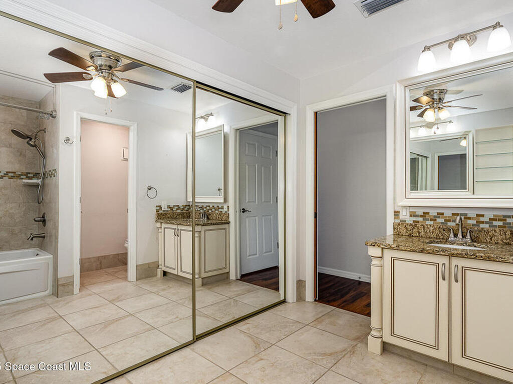 695 Greenwood Manor Circle, West Melbourne, FL 32904