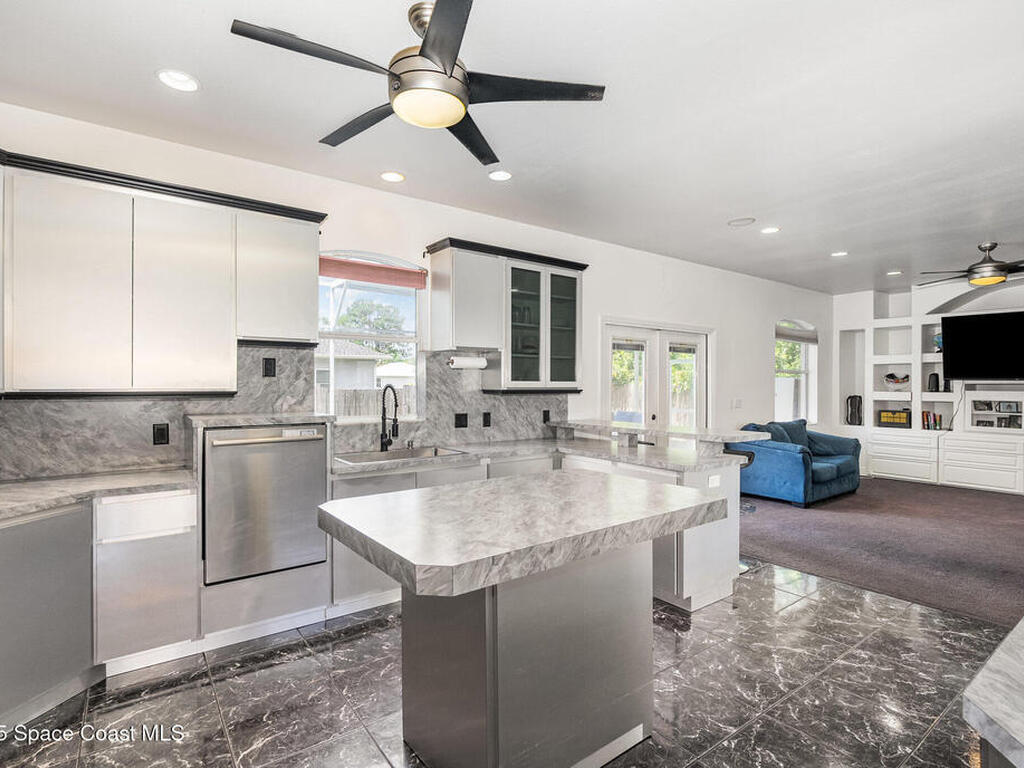 2600 Diane Avenue, Palm Bay, FL 32909