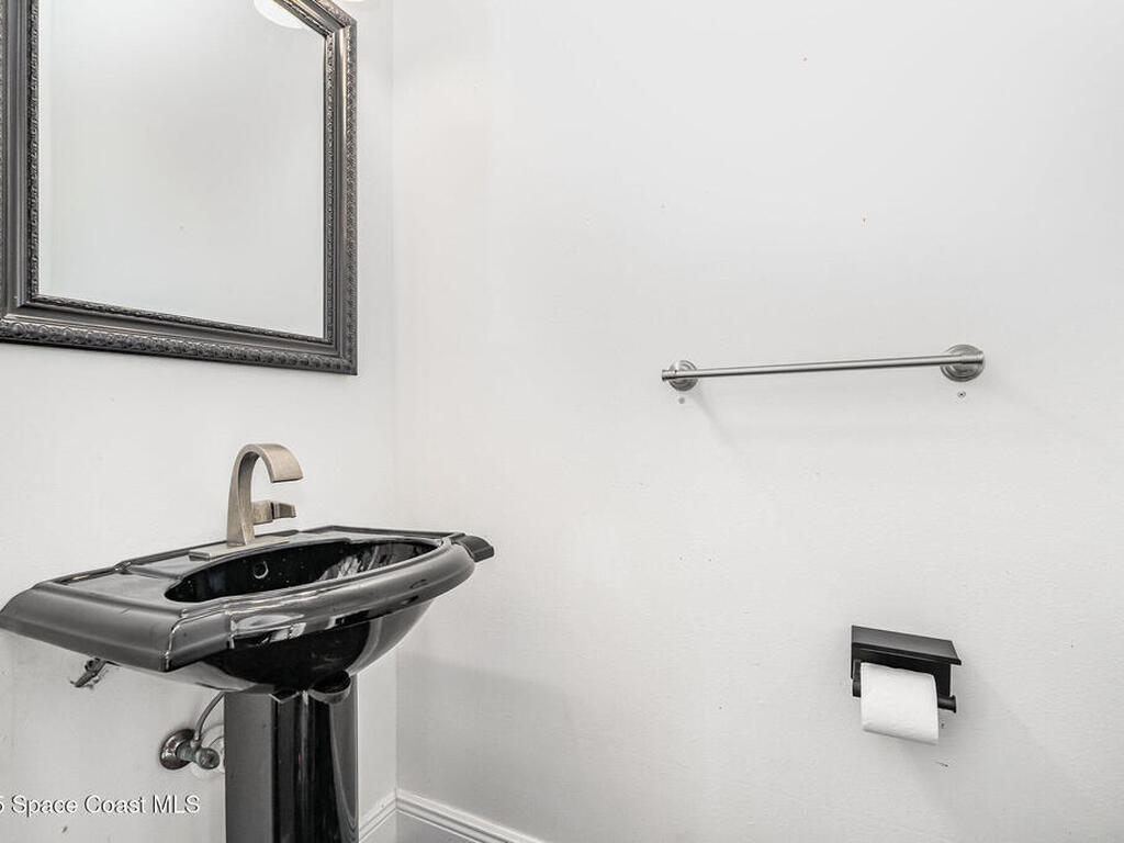 2600 Diane Avenue, Palm Bay, FL 32909