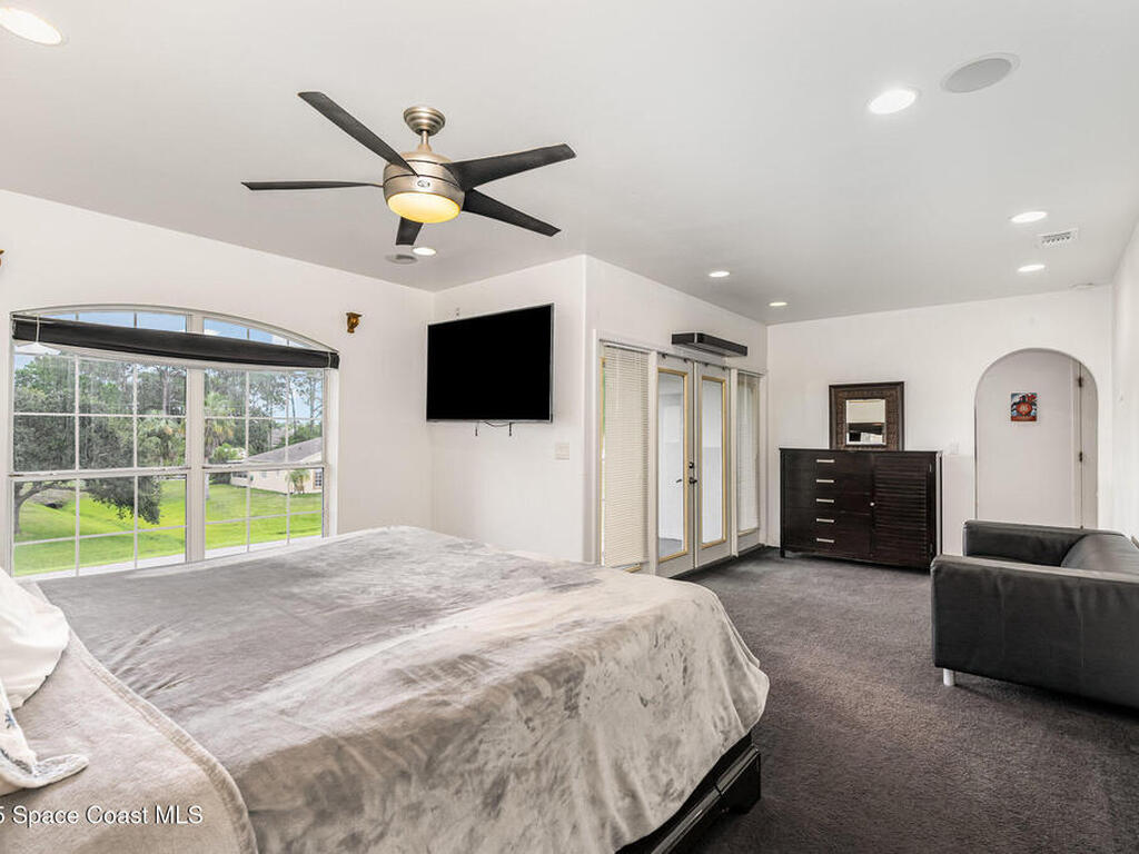 2600 Diane Avenue, Palm Bay, FL 32909