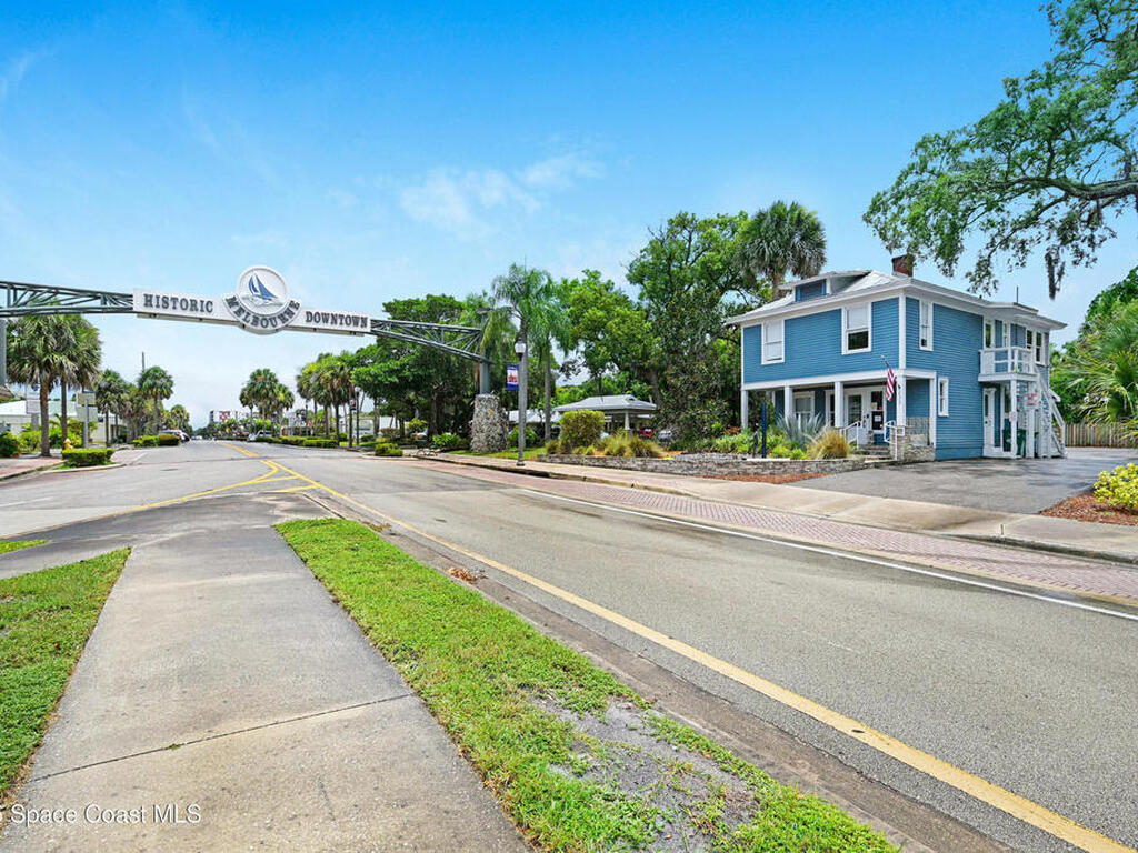 233 E New Haven Avenue, Melbourne, FL 32901