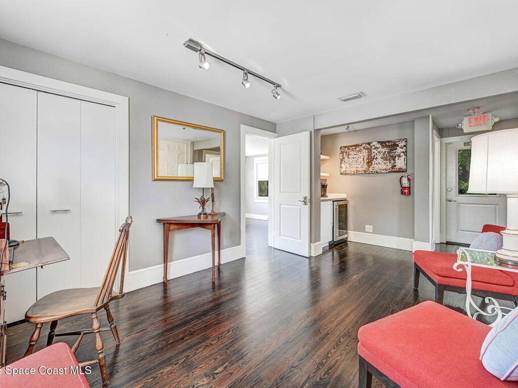 233 E New Haven Avenue, Melbourne, FL 32901