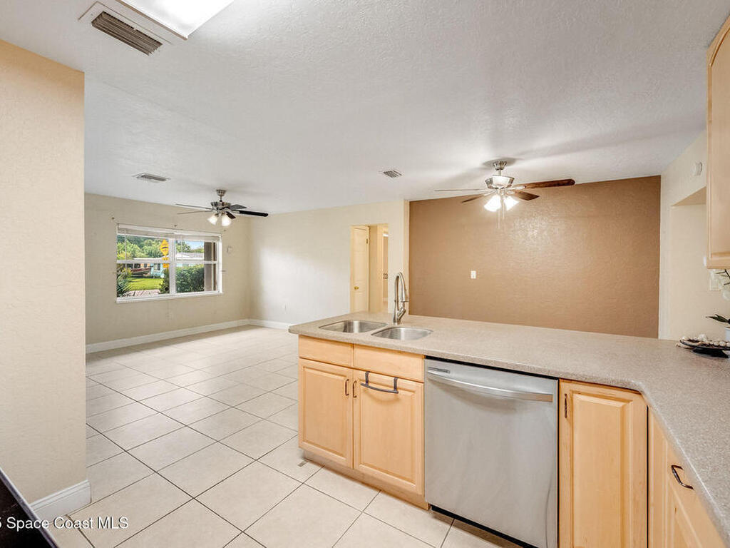 421 4th Street, Merritt Island, FL 32953