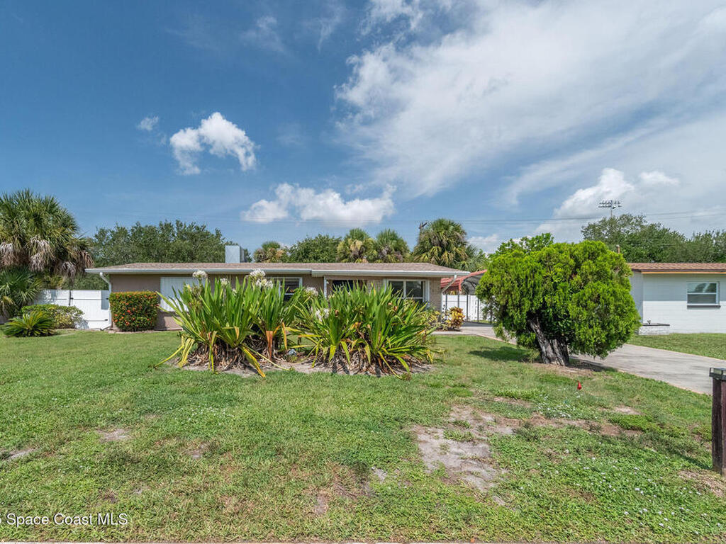 421 4th Street, Merritt Island, FL 32953