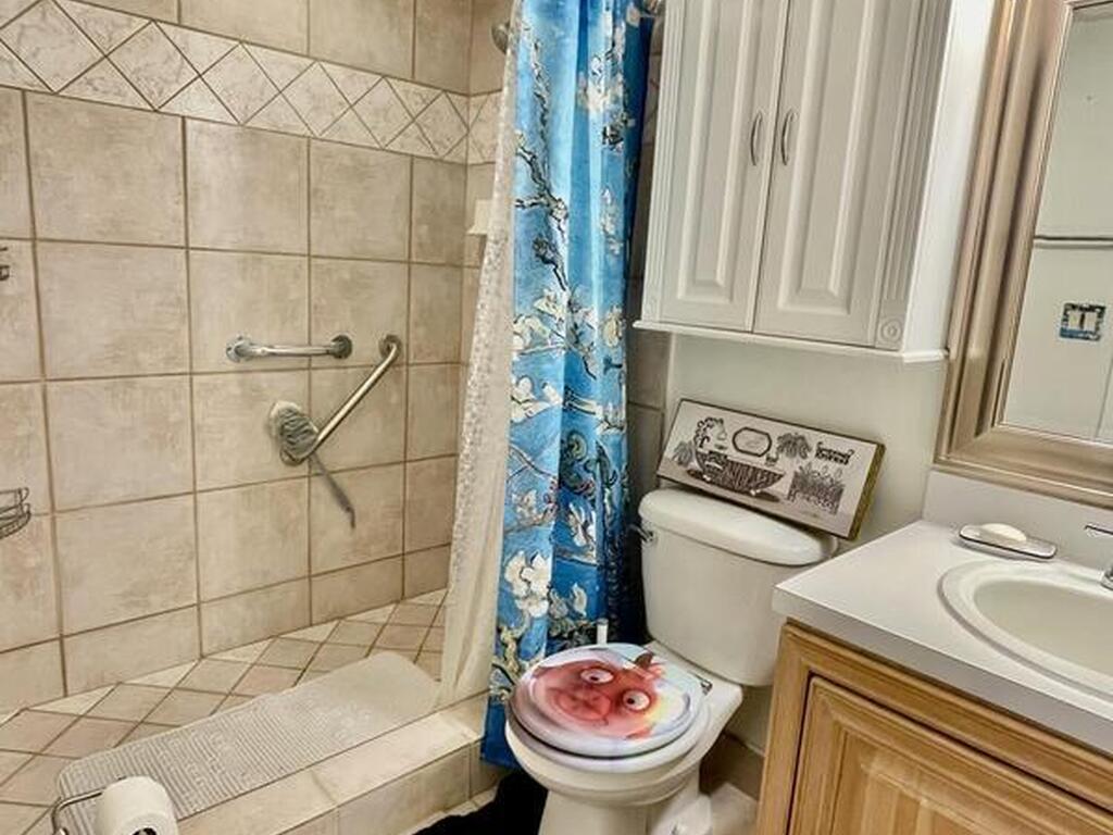 594 N Wickham Road, Melbourne, FL 32935