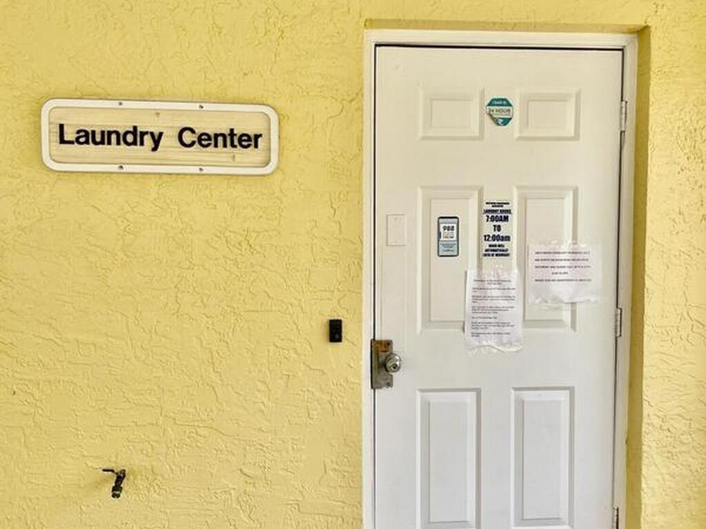 594 N Wickham Road, Melbourne, FL 32935