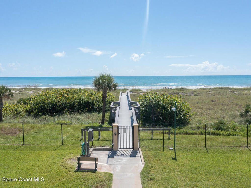 1830 N Atlantic Avenue, Cocoa Beach, FL 32931