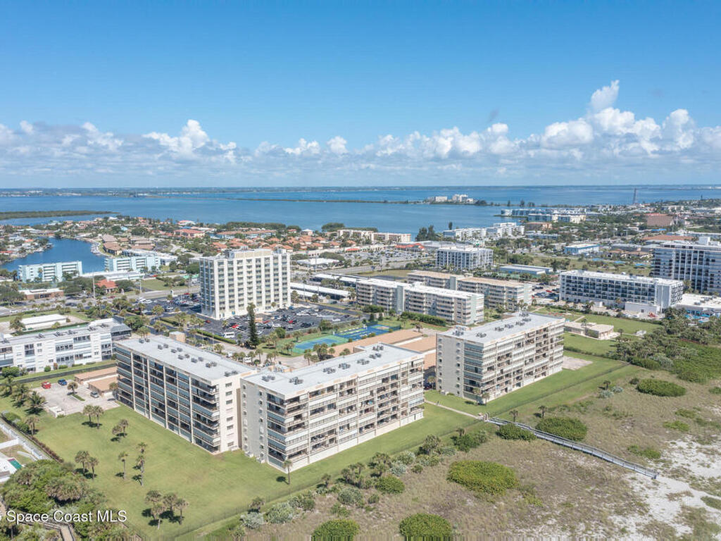 1830 N Atlantic Avenue, Cocoa Beach, FL 32931