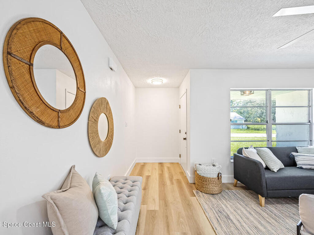 725 Venetian Way, Merritt Island, FL 32953