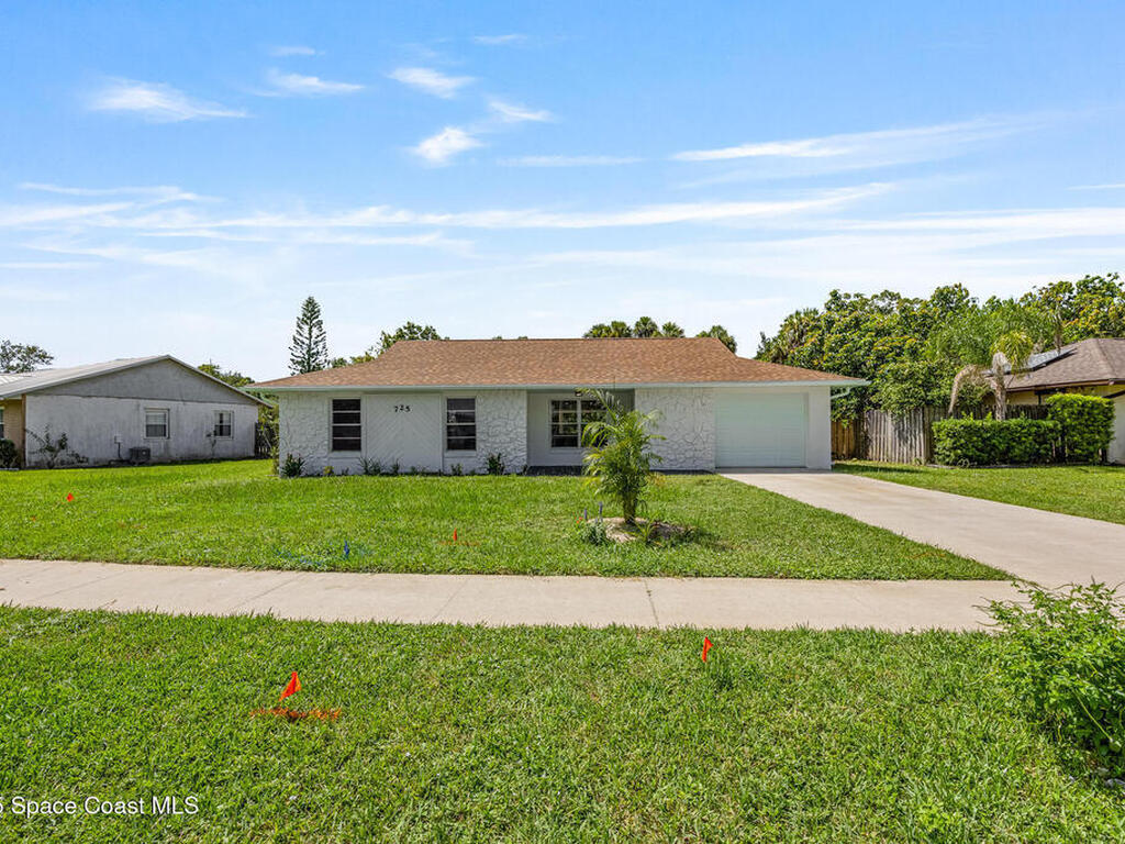 725 Venetian Way, Merritt Island, FL 32953