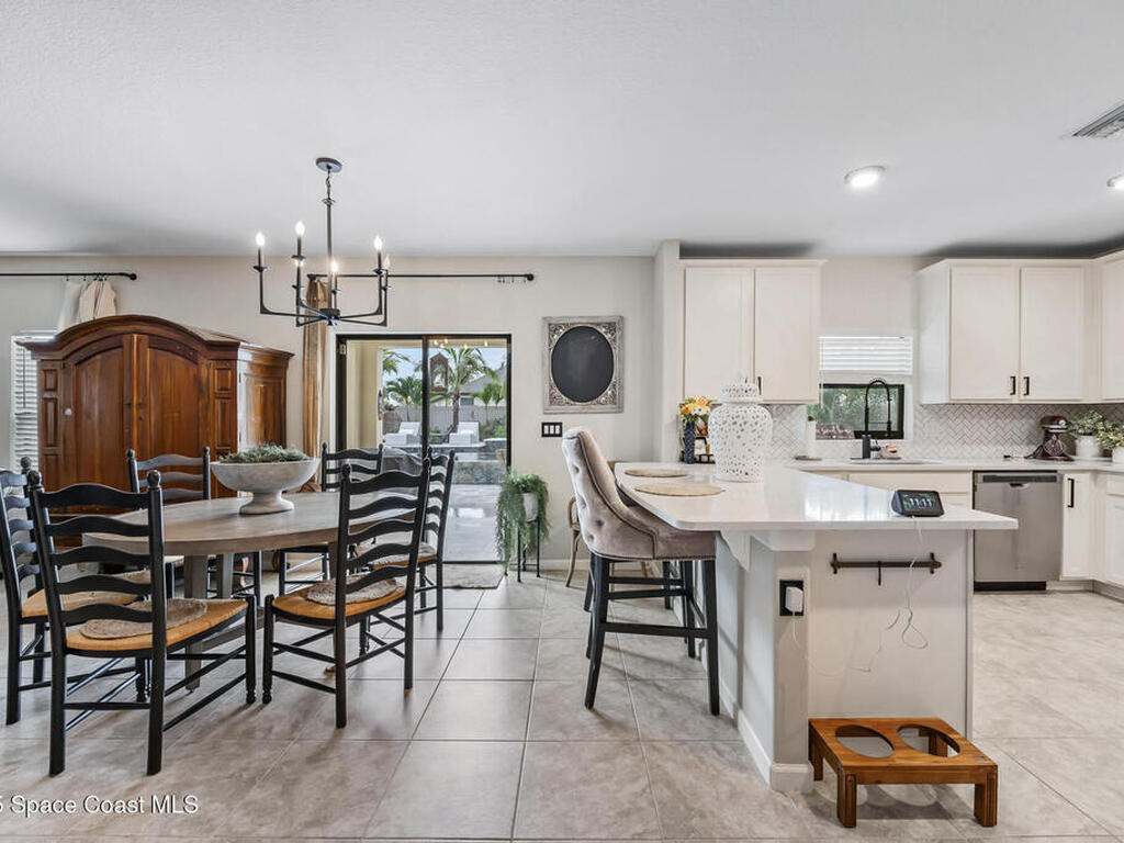 4647 Broomsedge Circle, West Melbourne, FL 32904