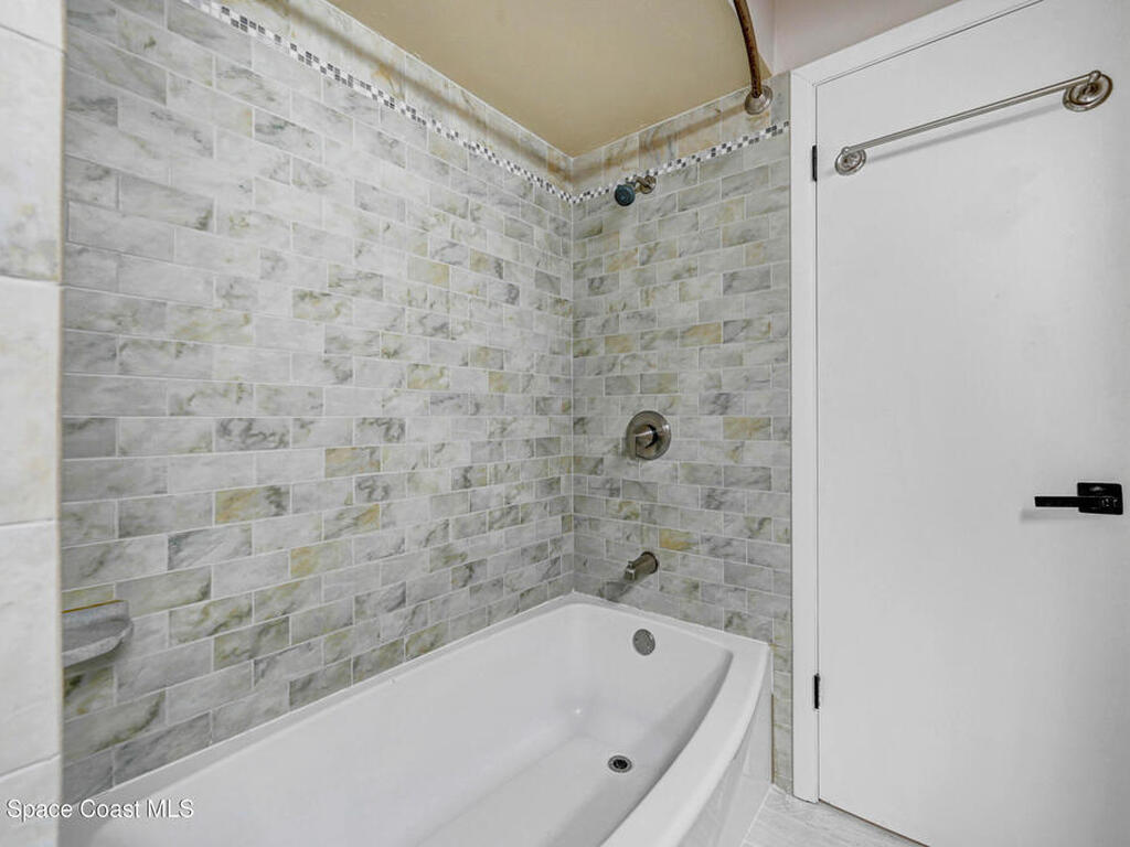 527 Wilson Avenue, Satellite Beach, FL 32937