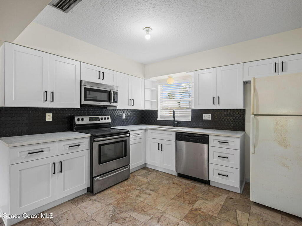 527 Wilson Avenue, Satellite Beach, FL 32937