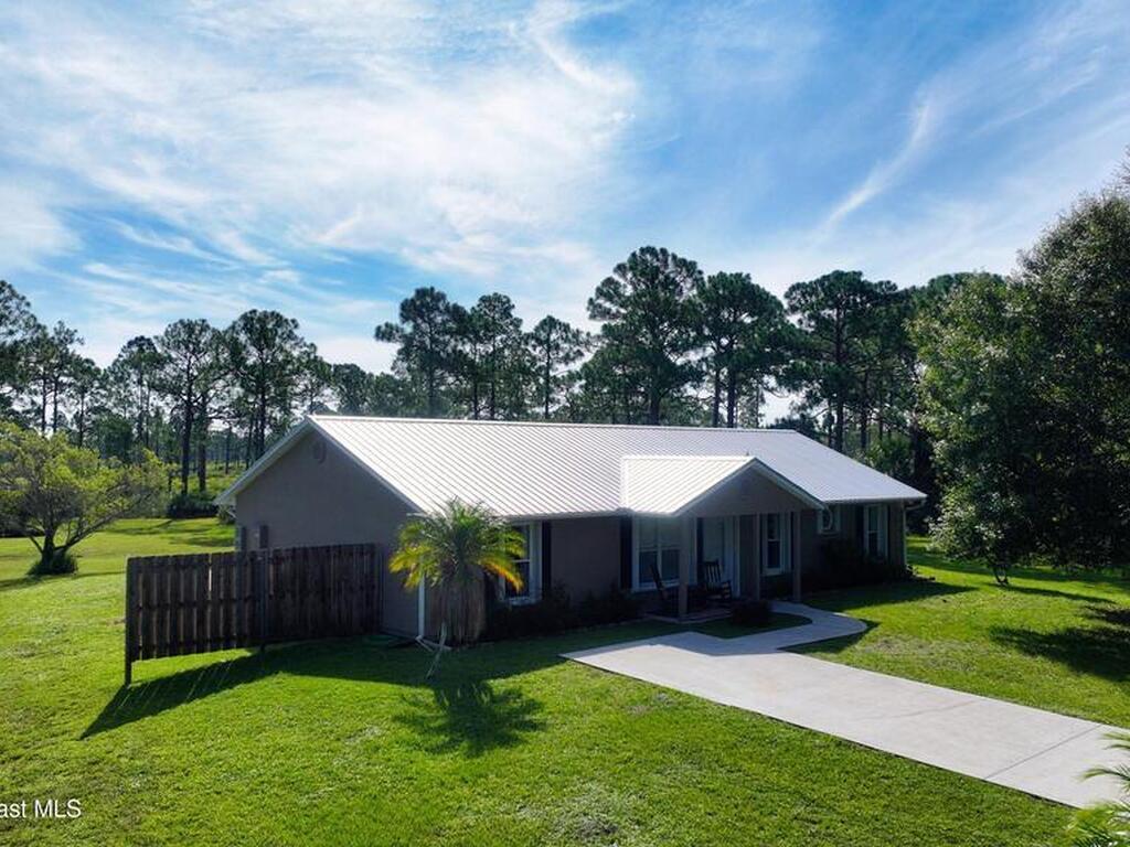 12050 138th Avenue, Fellsmere, FL 32948