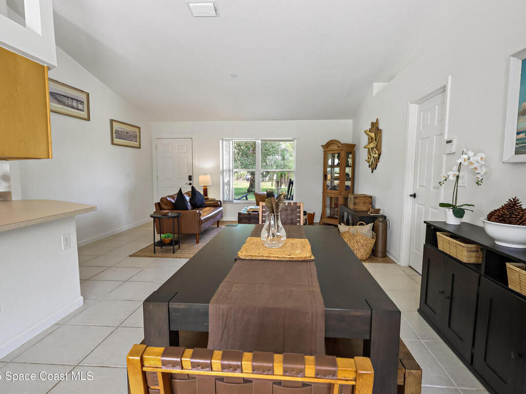 12050 138th Avenue, Fellsmere, FL 32948