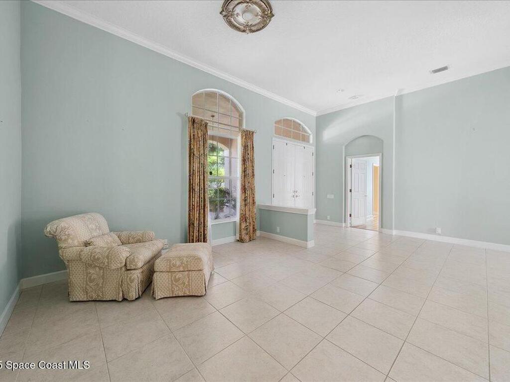 327 Southampton Drive, Indialantic, FL 32903