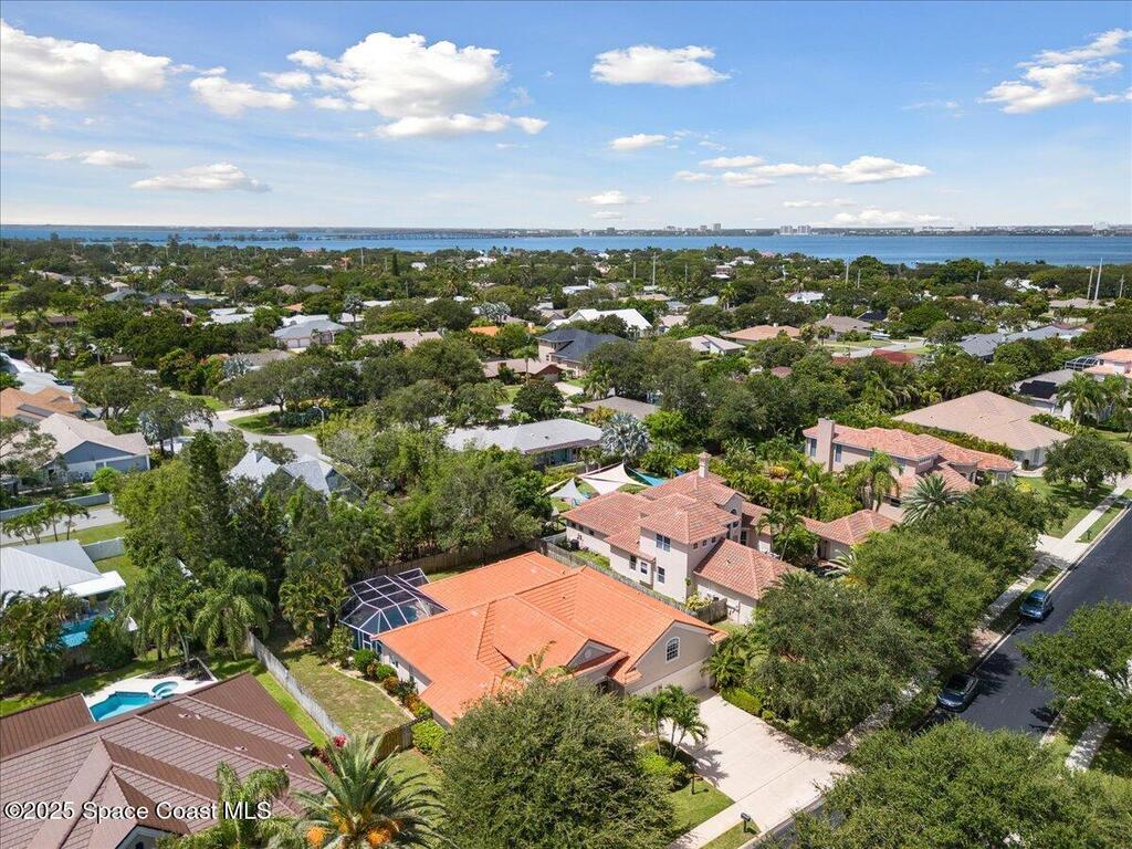 327 Southampton Drive, Indialantic, FL 32903