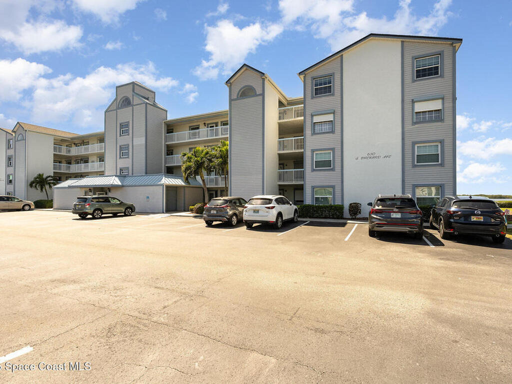 630 S Brevard Avenue, Cocoa Beach, FL 32931