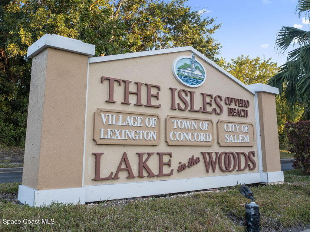 1907 Aynsley Way, Vero Beach, FL 32966