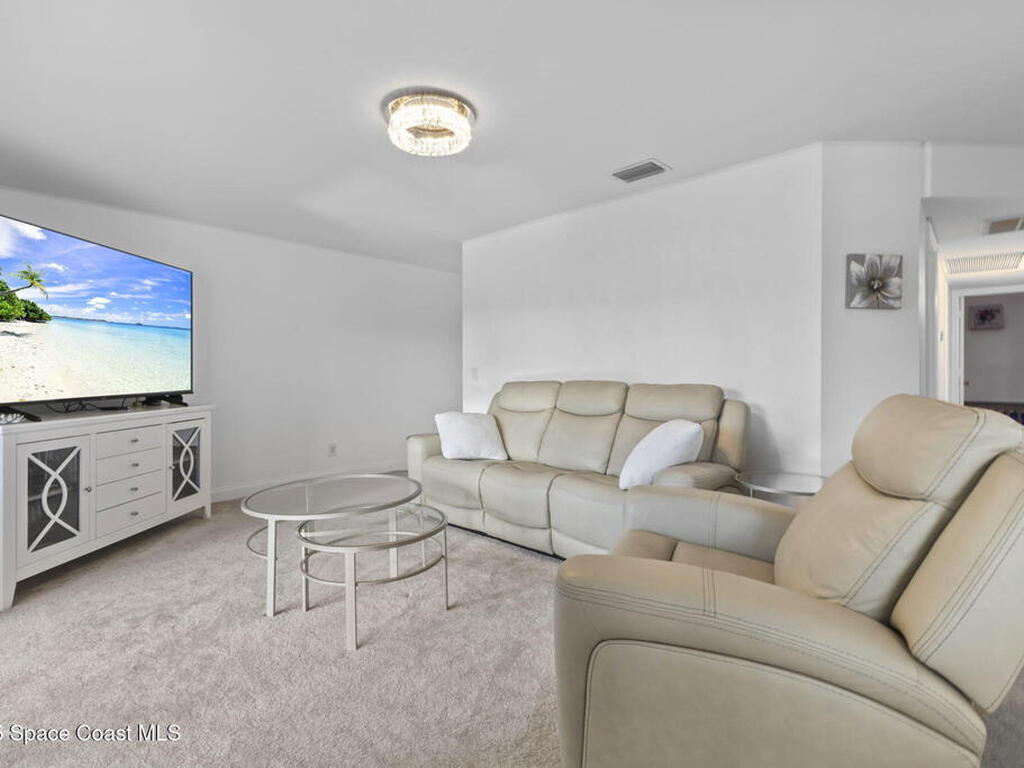 1907 Aynsley Way, Vero Beach, FL 32966