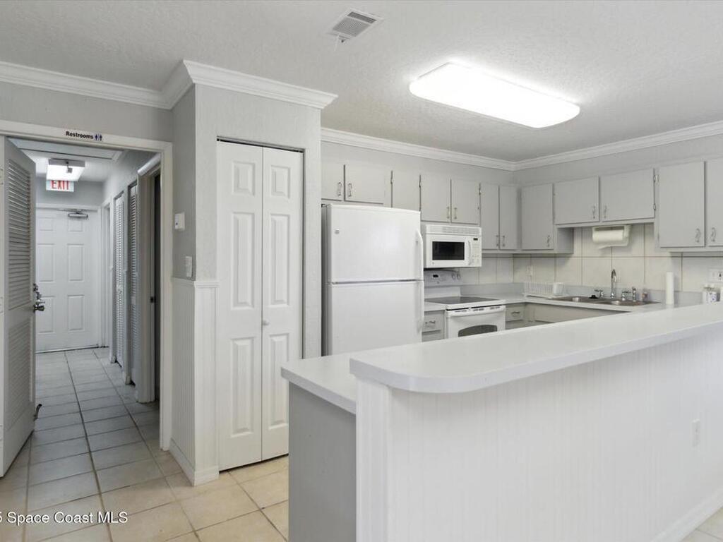 1700 N Atlantic Avenue, Cocoa Beach, FL 32931