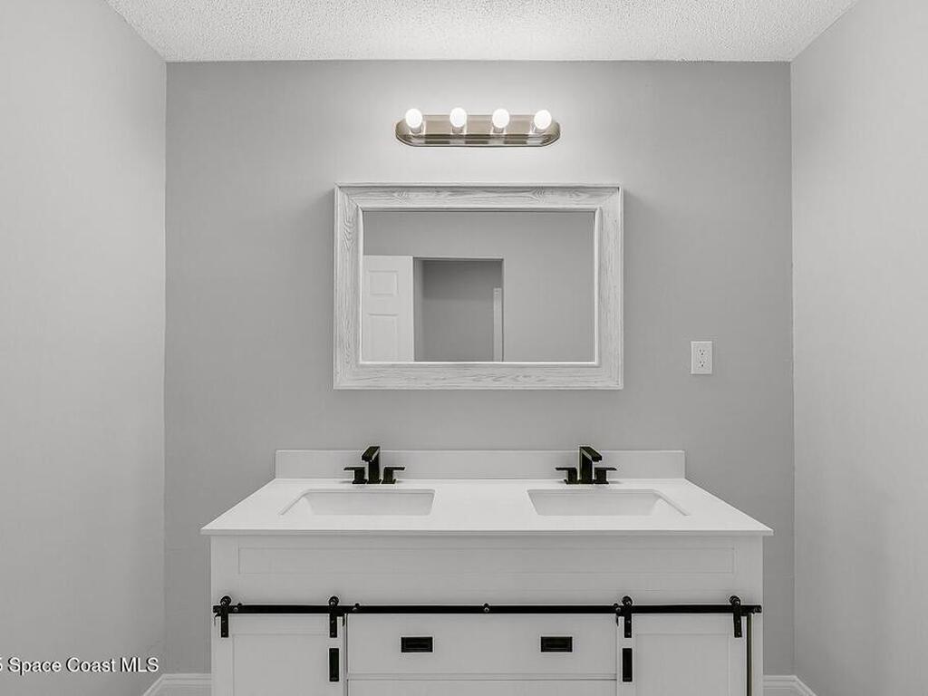 1236 42nd Avenue, Vero Beach, FL 32960