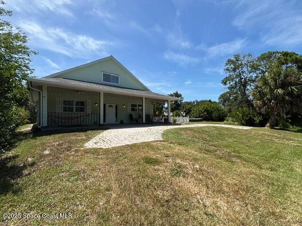 9590 Primrose Drive, Micco, FL 32976