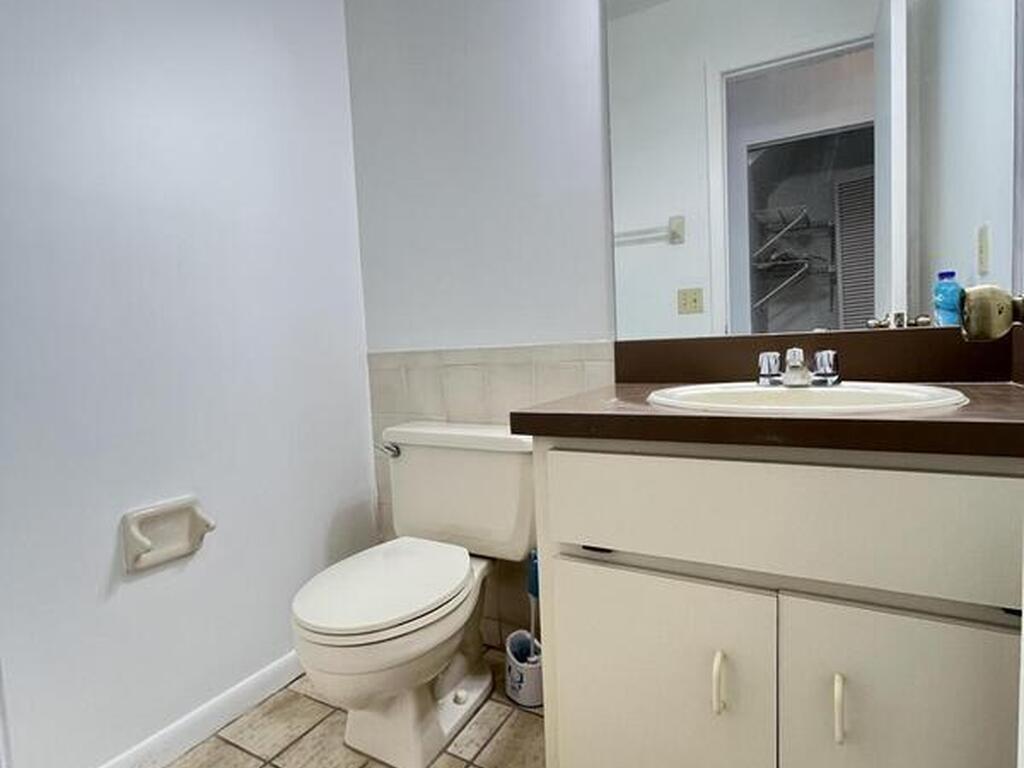 2116 Manor Drive, Palm Bay, FL 32905