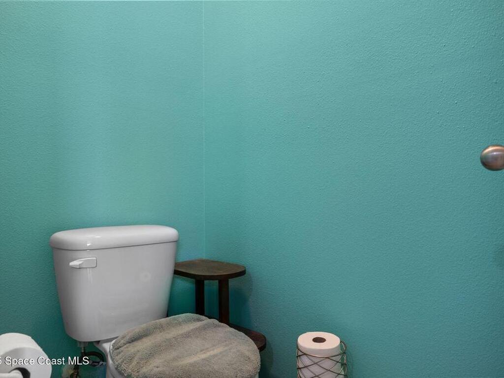 1327 Lexington Square, Vero Beach, FL 32962