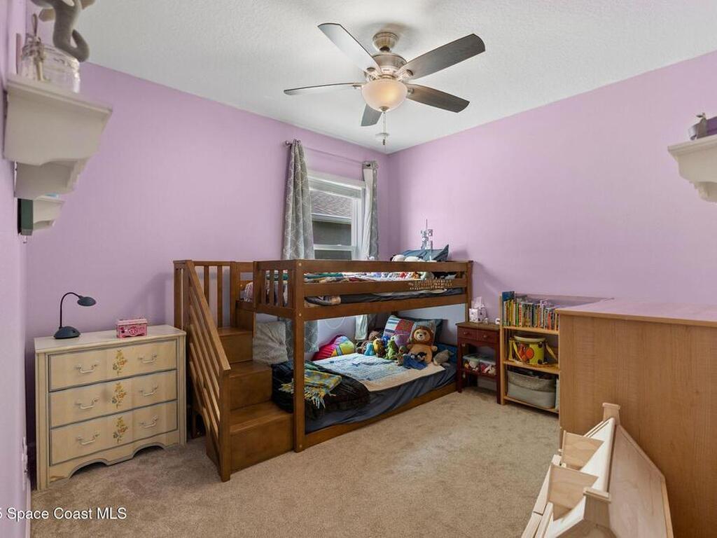 1327 Lexington Square, Vero Beach, FL 32962