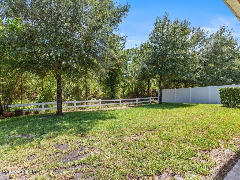 1327 Lexington Square, Vero Beach, FL 32962