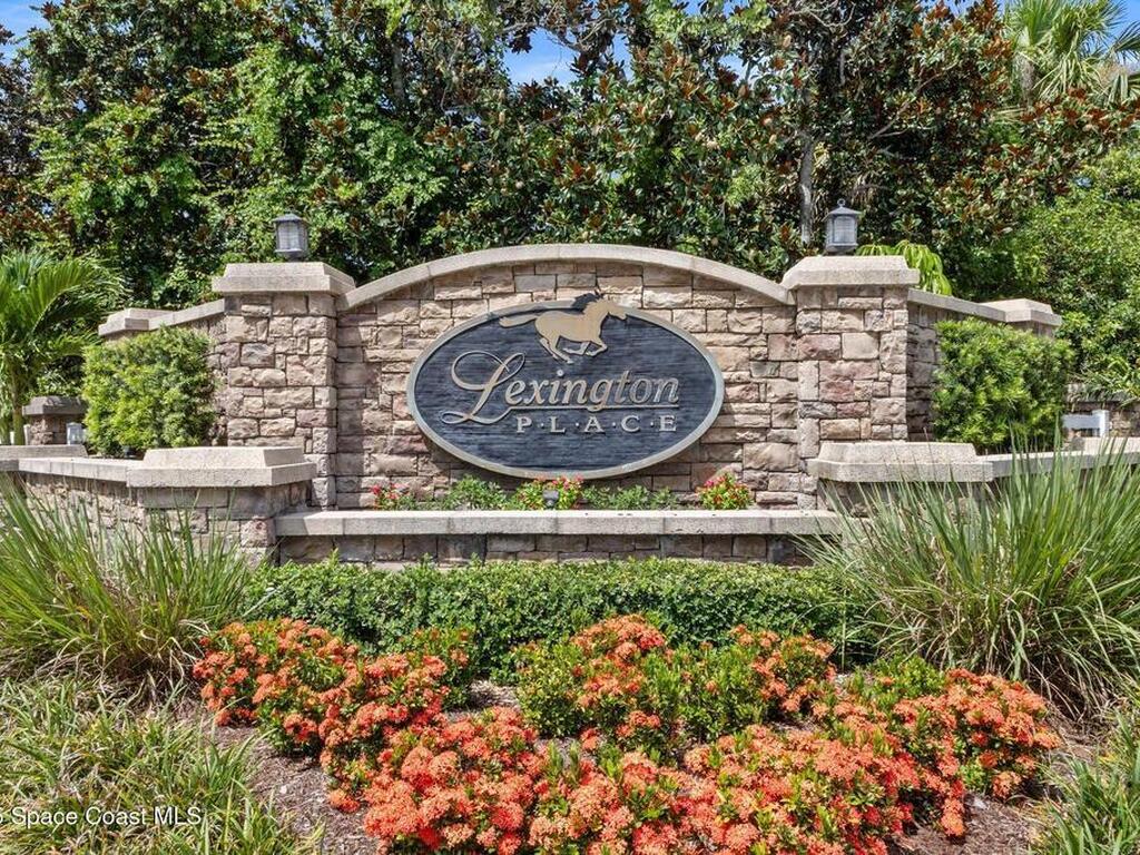 1327 Lexington Square, Vero Beach, FL 32962