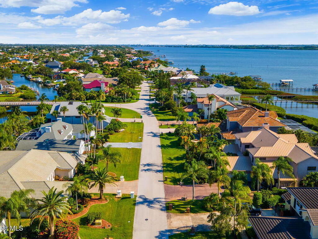 484 Lanternback Island Drive, Satellite Beach, FL 32937