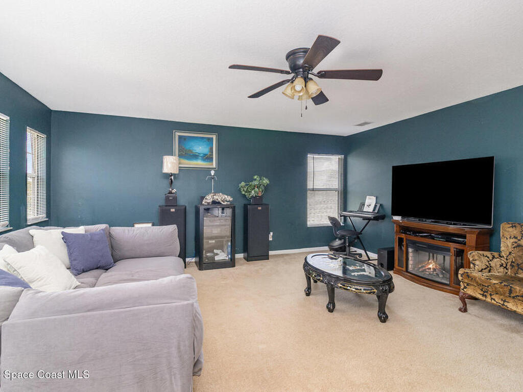 154 Wading Bird Cir. Circle, Palm Bay, FL 32908