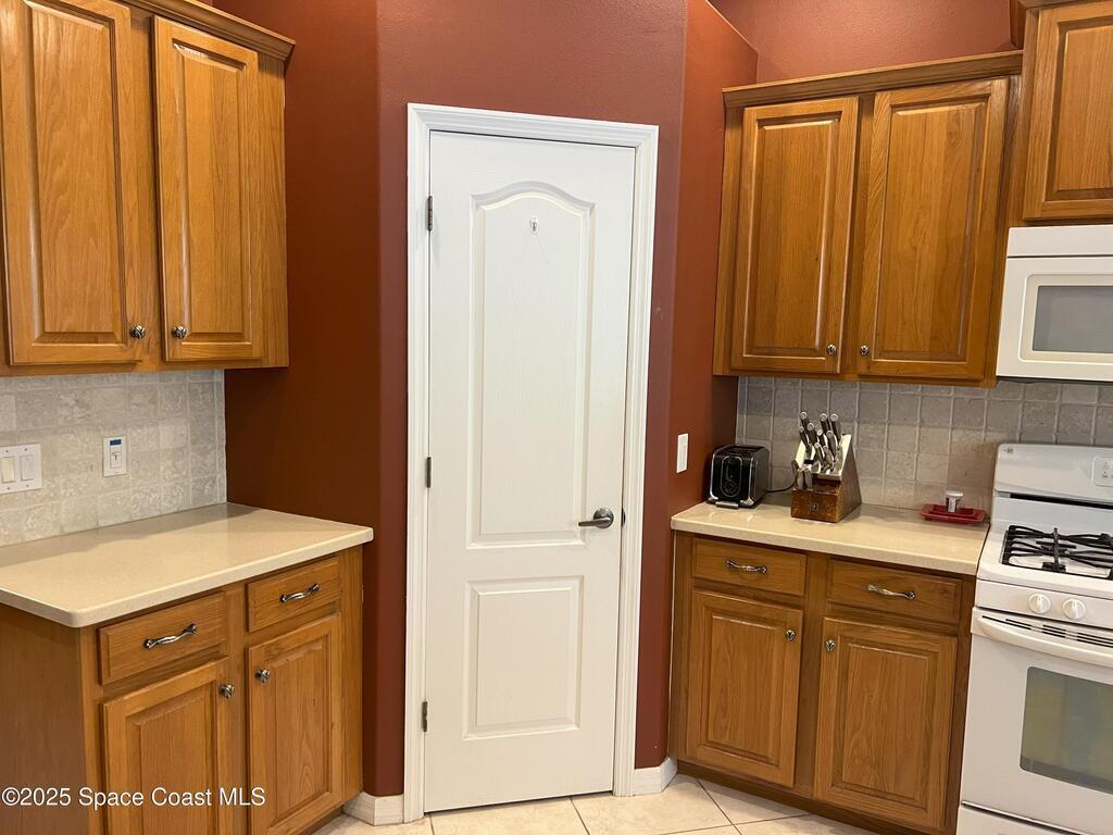 1748 Winding Ridge Circle, Palm Bay, FL 32909