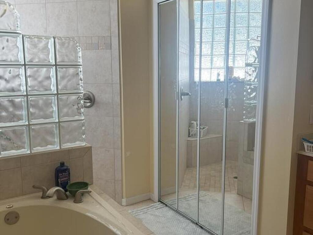 1748 Winding Ridge Circle, Palm Bay, FL 32909