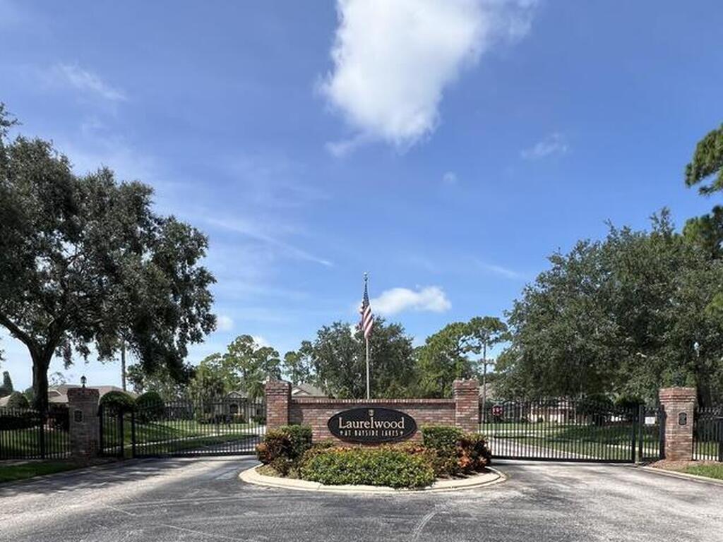 1748 Winding Ridge Circle, Palm Bay, FL 32909