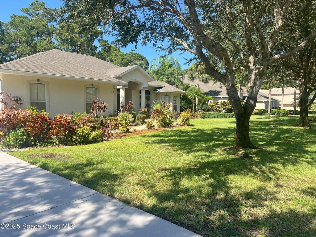 1748 Winding Ridge Circle, Palm Bay, FL 32909